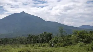 Gunung Salak di Cidahu Kabupaten Sukabumi | Foto : dok.wikipedia