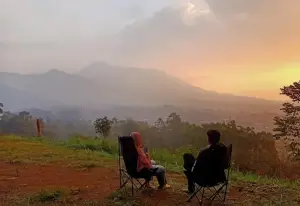 Bukit Gunder, Tempat camping yang bisa jadi pilihan saat menghabiskan libur akhir pekan (Sumber : Gmaps/Nurus Wahidayati)