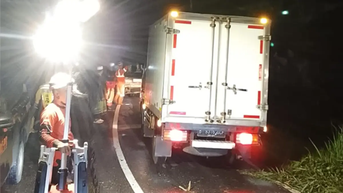 Usai Dibersihkan, Jalan Provinsi Sukabumi-Sagaranten Kembali Bisa Dilintasi