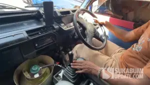 Angkot di Sukabumi gunakan bahan bakar dari LPG 3 kg | Foto : Turangga Anom