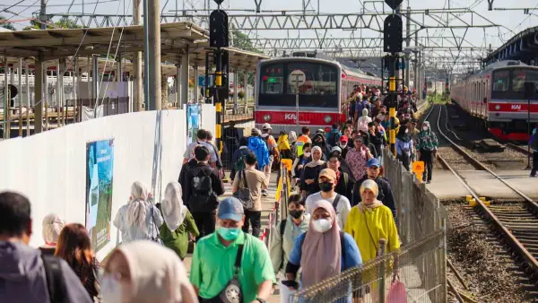 Proyek pengembangan Stasiun Bogor dimulai 15 April 2026. Peron jalur 6-8 ditutup 3 bulan, berdampak pada penyesuaian jadwal KRL Commuter Line. (Sumber Foto: Dok. PT KAI)