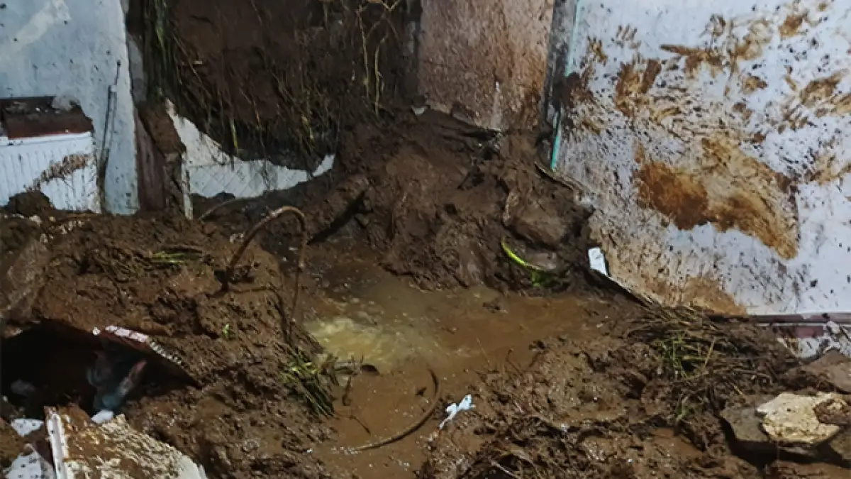 Longsor Lagi di Sukalarang: Lokasi Sama, Tebing 8 Meter Hantam Rumah Satu Warga Meninggal