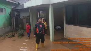 Banjir di Kampung Panagan, Desa Pamuruyan, Kecamatan Cibadak, Kamis (16/4/2026) | Foto : P2BK Cibadak