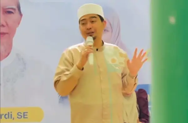 Dituding Jadi Sosok SAM, Ustaz Solmed Laporkan Akun Penyebar Fitnah (Sumber : Instagram/@ustad_solmed)