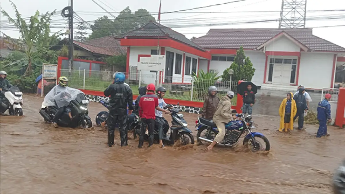 Banjir Bandang di Jalur Nasional Sukabumi–Cianjur, Isu Alih Fungsi Lahan Disorot