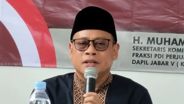 Anggota DPRD Jawa Barat Muhammad Jaenudin saat kegiatan pengawasan penyelenggaraan pemerintahan di Cidahu, Kabupaten Sukabumi, Jumat (17/4/2026) | Foto : Tim Adc