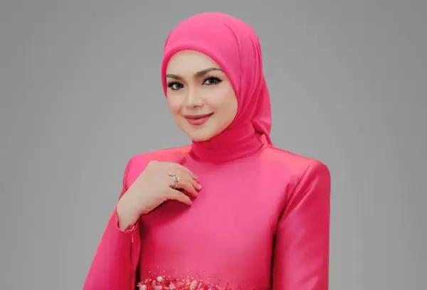 Alami Kecelakaan Usai Manggung, Siti Nurhaliza Ungkap Kondisi Terkininya (Sumber : Instagram/@ctdk)
