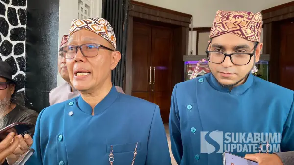 Wali Kota Sukabumi, Ayep Zaki dan Wakilnya saat diwawancarai di Balai Kota Sukabumi. Sabtu (18/4/2026). (Sumber: SU/Asep Awaludin)