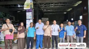 Distanhorti Jabar sosialisasikan aturan pupuk dan pestisida. (Sumber : IG Distanhorti)