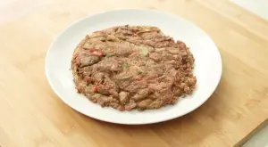 Resep Telur Dadar Terong, Ide Hidangan Simple yang Mengenyangkan untuk Sarapan (Sumber : Youtube | Devina Hermawan)