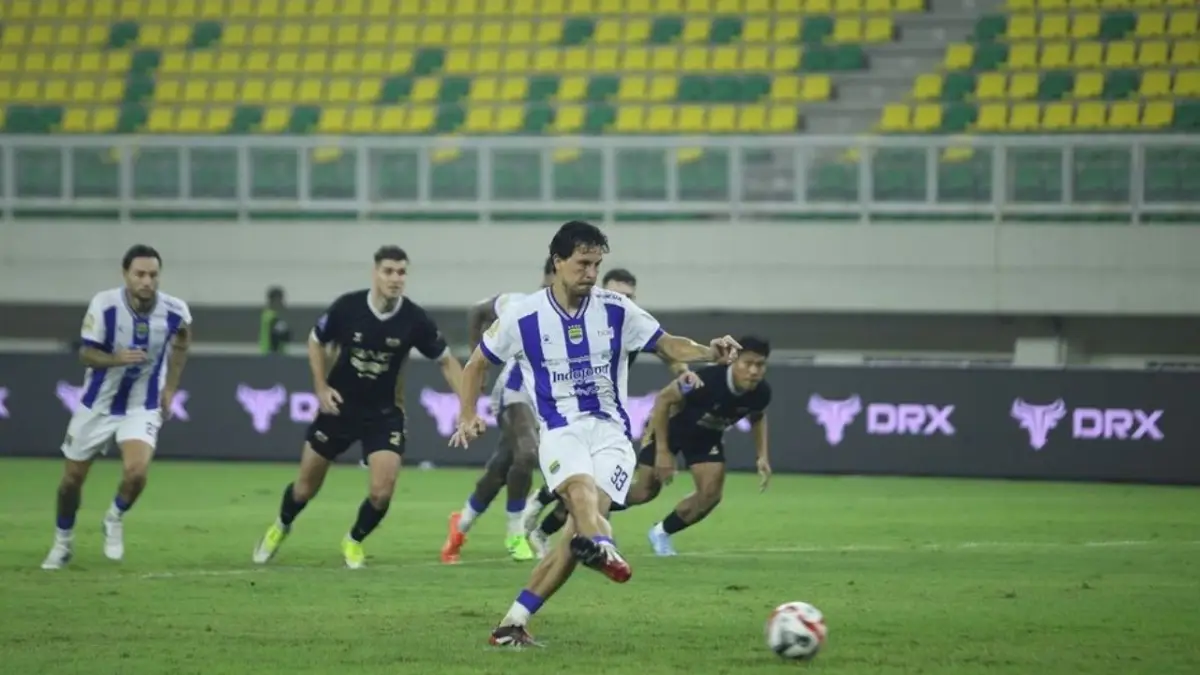 Persib Bandung Ditahan Imban Dewa United, Ini Komentar Bojan Hodak