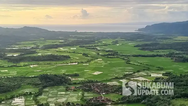 Bukit Panenjoan - Cuaca Sukabumi hari ini. (Sumber : SU/Ragil Gilang).