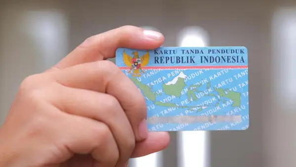 Ilustrasi KTP Elektronik. (Sumber : Freepik)