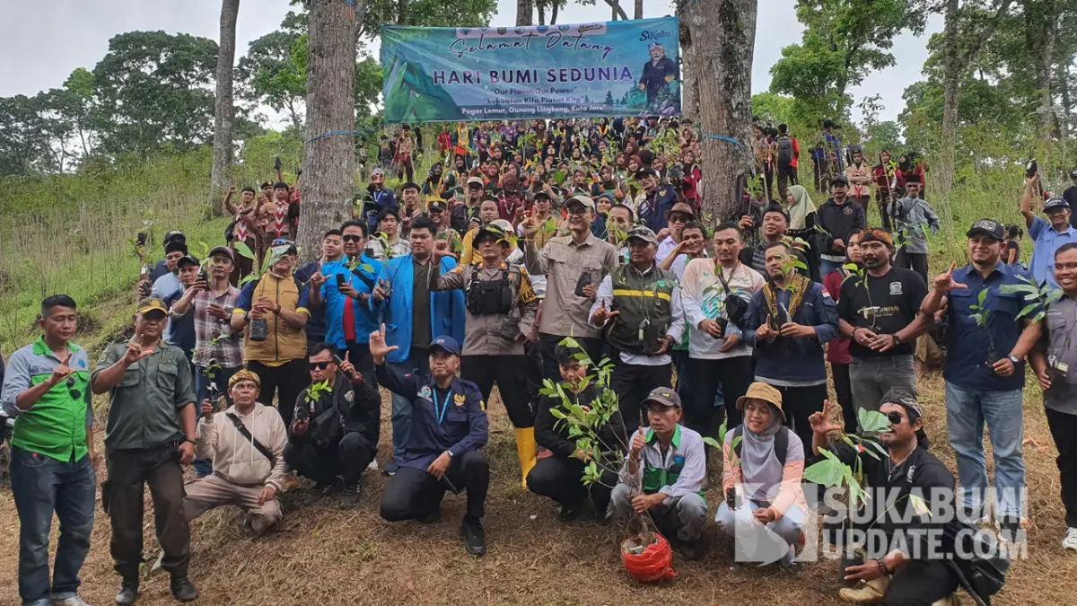 Aksi Nyata di Hari Bumi, Kolaborasi Pemdes Kalibunder-KNPI Sukabumi Targetkan 10 Ribu Pohon Ditanam