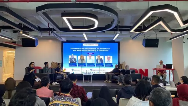 forum “Diseminasi Riset Influencers dan Keberlanjutan Media di Indonesia” yang digelar (AMSI) bekerja sama dengan BBC Media Action (BBC MA), dengan dukungan IDN Times.Rabu (22/4/2026). (Sumber: Istimewa)