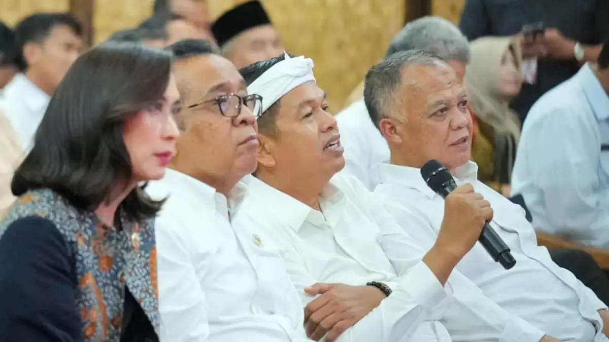 Revitalisasi Pendidikan Vokasi Jabar: Sinkronisasi Kurikulum dengan Industri dan Kearifan Lokal