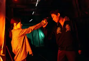 Cuplikan K-Drama Gold Land, Drama Baru Park Bo Young tentang Skandal Emas dan Pengkhianatan (Sumber: mydramalist)