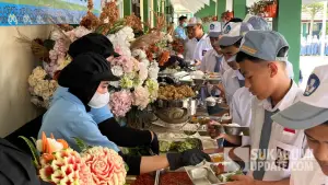 MBG Prasmanan di SMKN 1 Pertanian Sukaraja mengiringi kelulusan para siswa. Senin (27/4/2026). (Sumber: SU/Turangga Anom)