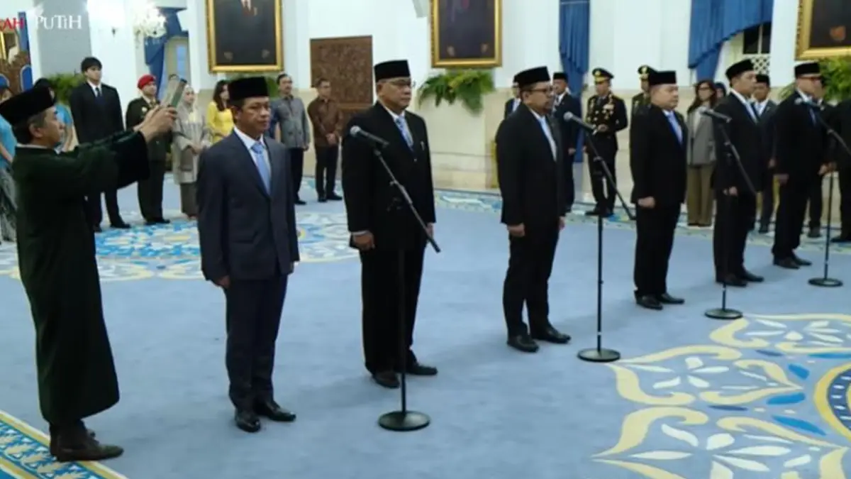 Prabowo Lantik 6 Pejabat Baru, Sejumlah Posisi Strategis Dirotasi