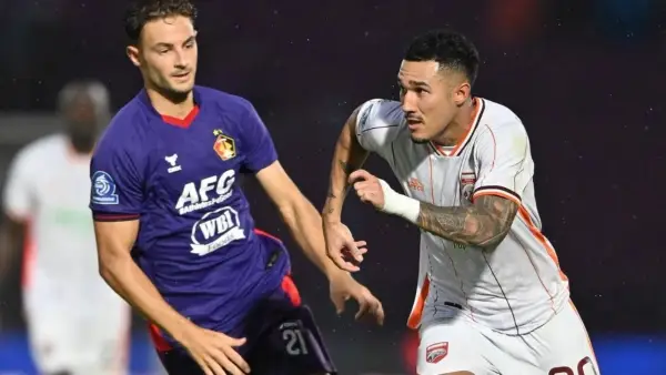 Aksi Juan Villa saat membela Borneo FC menghadapi Persik Kediri (Sumber: Instagram/@borneofc)