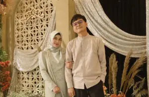 Diduga Karena Lilin, Kronologi Rumah Anisa Rahma Kebakaran (Sumber : Instagram/@anisarahma_12)