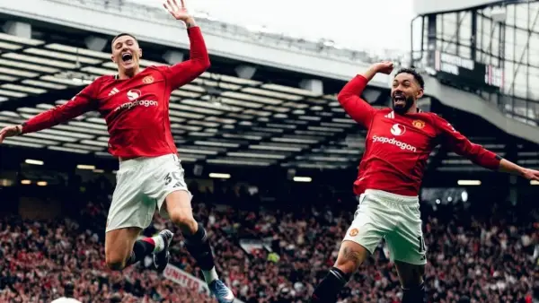 Selebrasi Benjamin Sesko setelah cetak gol ke gawang Liverpool (Sumber: instagram/@manchesterunited)
