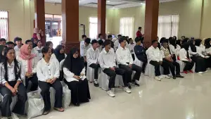 Para peserta pelatihan keterampilan program Mobile Training Unit (MTU) dari Dinas Tenaga Kerja dan Transmigrasi (Disnakertrans) Jawa Barat. | Foto : dok,panitia