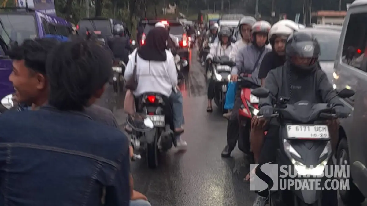 Macet di Jalan Nasional Sukabumi ke Bogor Dampak Longsor Tol Bocimi Seksi 2