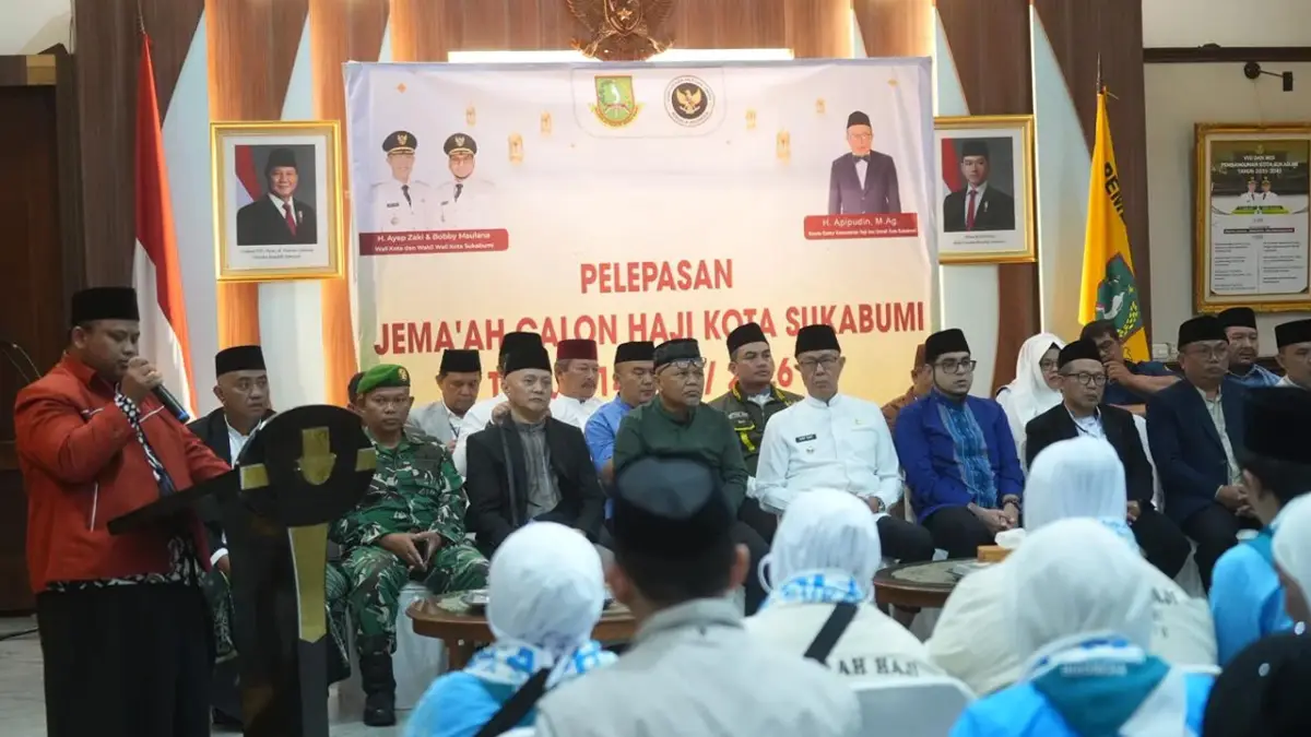Lepas 18 Jemaah Haji Kota Sukabumi, Ayep Zaki Sampaikan Pesan Kebersamaan