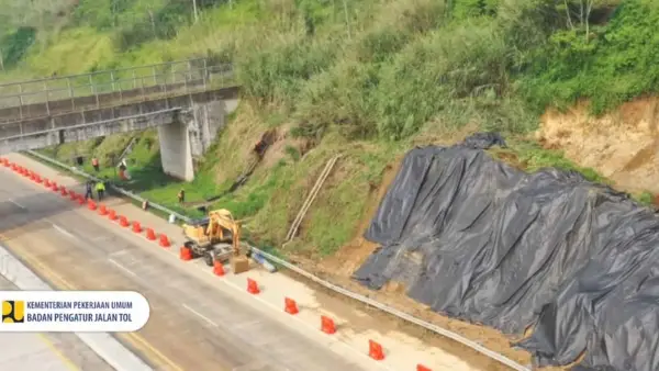 Lokasi titik longsor di KM 72 Tol Bocimi. (Sumber Foto: IG BPJT Kementerian PU)