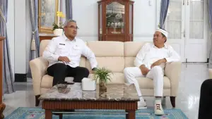 Wali Kota Bandung Muhammad Farhan bersama Gubernur Jawa Barat Dedi Mulyadi. (Sumber Foto: Diskominfo Kota Bandung)