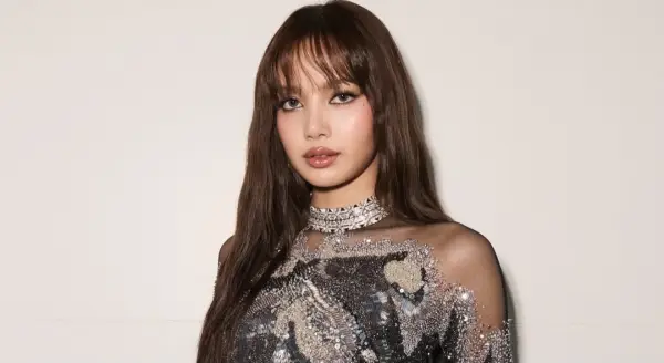 Lisa BLACKPINK Bakal Tampil Bareng Katy Perry di Pembukaan Piala Dunia 2026 (Sumber : Instagram/@lalalalisa_m)
