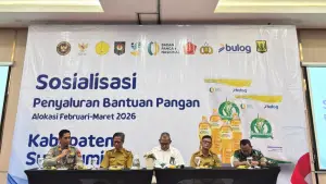 Persiapan penyaluran bantuan dilakukan melalui kegiatan sosialisasi yang digelar bersama Perum Bulog Cabang Cianjur dan unsur kepolisian. (Sumber : dinsos)