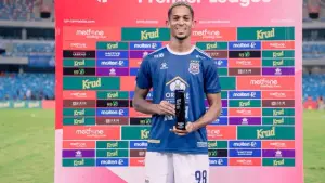 Patrick Robson dirumorkan tengah dilirik Persib Bandung (Sumber: Instagram/@alfinete98)