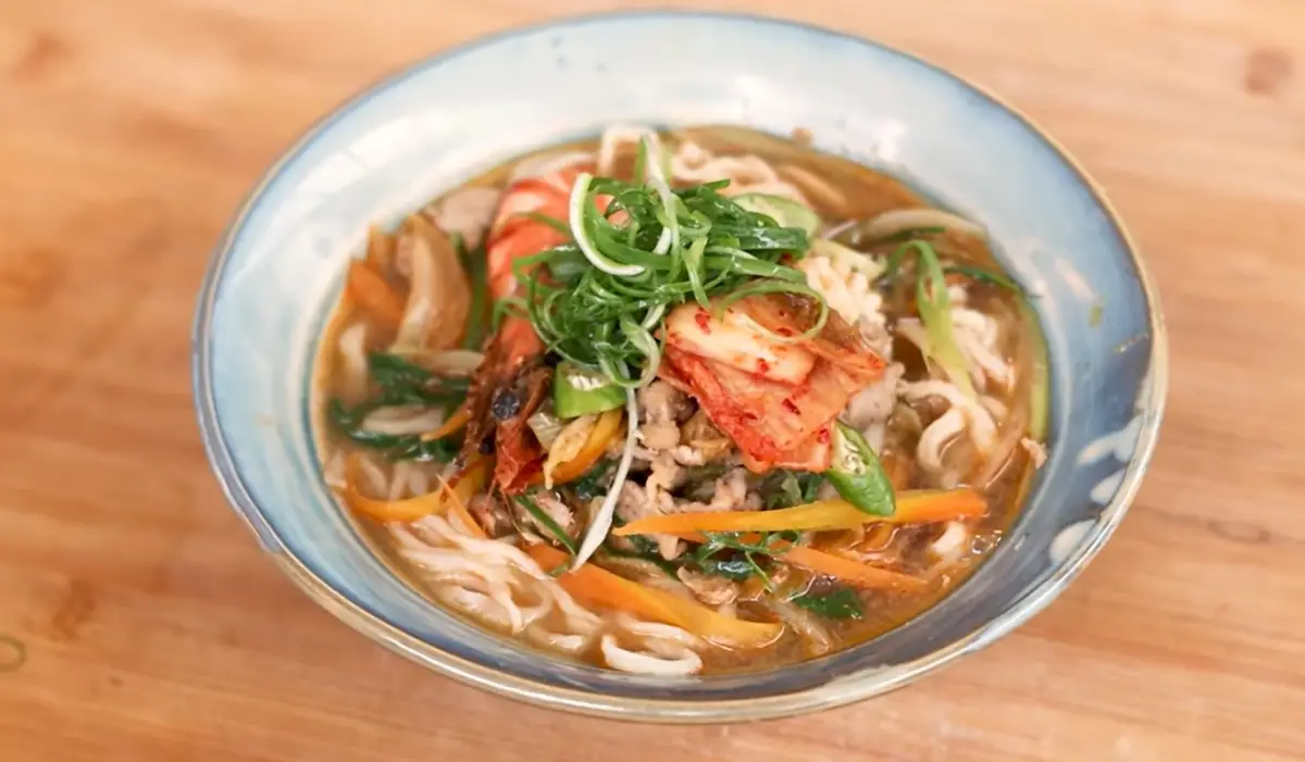 Resep Jjampong, Mie Pedas Korea yang Cocok untuk Temani Akhir Pekan