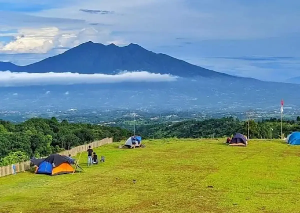 Healing di Puncak Halimun Camp Bogor, Suasana Alam dan Kabutnya Bikin Betah