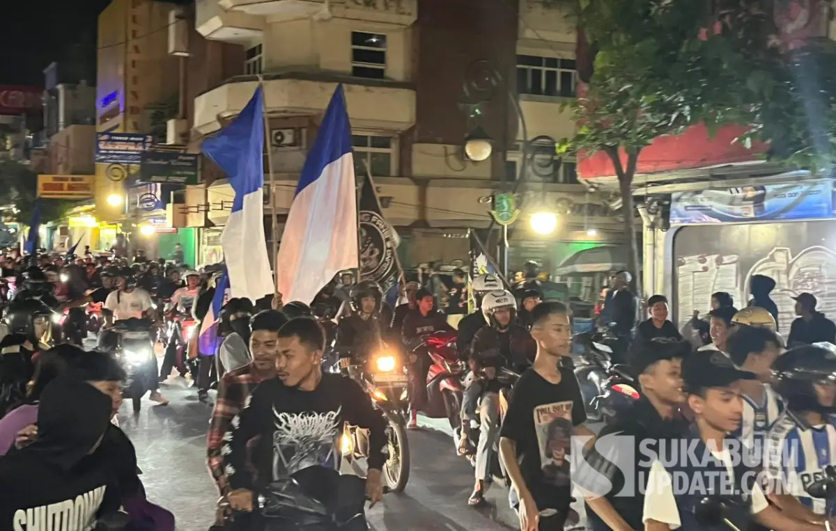 Rayakan Kemenangan Persib atas PSM, Ribuan Bobotoh Padati Jalan A Yani Kota Sukabumi