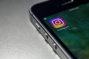 Ilustrasi cara unduh instagram. (Sumber Foto: Istimewa)