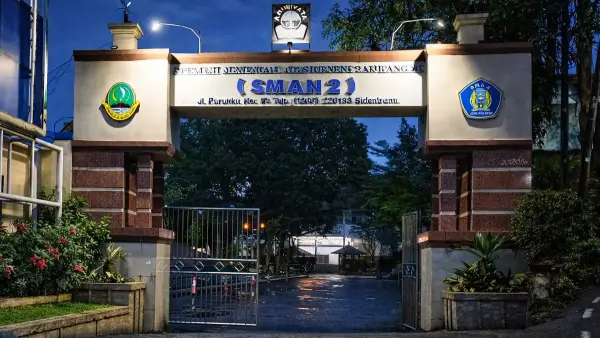 SMAN 2 Kota Sukabumi bersama SMAN 1 Palabuhanratu dan SMKN Cibadak ikut program sekolah maung Jawa Barat (Sumber: sman 2)