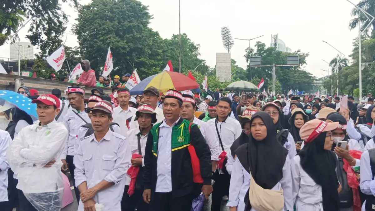 Guru Madrasah Pajampangan Kembali Turun ke Jalan, Tuntut Kesetaraan Hak PPPK di DPR