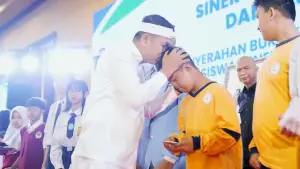 KDM saat menghadiri Kegiatan bertajuk Sinergi Kemendikdasmen dan Kejaksaan RI dalam Pengawasan Program PIP. (Sumber Foto: Biro Adpim Pemprov Jabar)