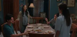 Cuplikan film bioskop Keluarga Suami Adalah Hama (Sumber : X/@WatchmenID)
