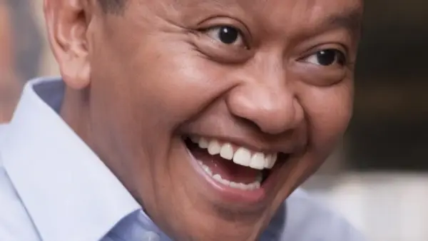 Ilustrasi AI. Lagu viral medsos: MBG mas bahlil ganteng (Sumber: copilot)