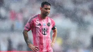 Lionel Messi mengalami cedera hamstring saat membela Inter Miami (Sumber: web/en.as.com)