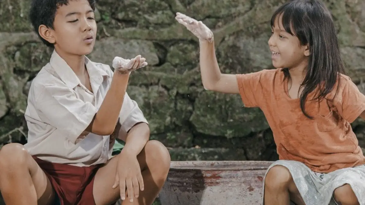 Sinopsis Film Children of Heaven Hadirkan Cerita Haru tentang Mimpi dan Pengorbanan