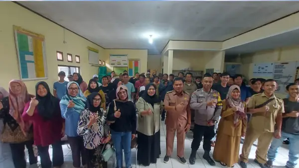 Kegiatan Pengawasan Penyelenggaraan Pemerintahan oleh Anggota DPRD Jabar, Dessy Susilawati di Cibadak Kabupaten Sukabumi (Sumber : dok tim)