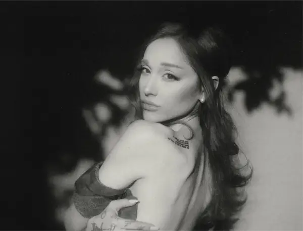 Lirik Lagu hate that i made you love me Ariana Grande, Comeback Album Baru (Sumber : Instagram/@arianagrande)