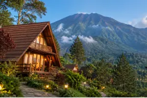 Ilustrasi - penginapan di Sukabumi yang lokasinya berada di Kaki Gunung Gede Pangrango (Sumber : AI chatGPT)