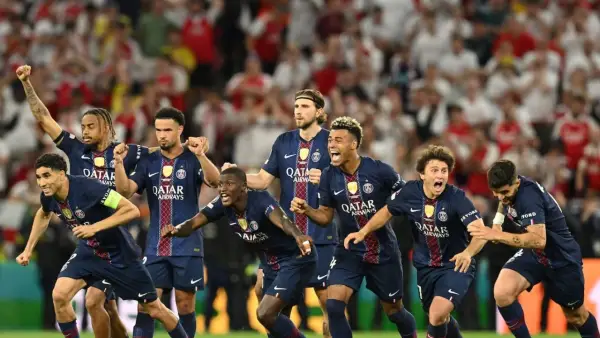 Selebrasi para pemain PSG setelah memastikan gelar juara Liga Champions menghadapi Arsenal (Sumber: web/en.as.com)