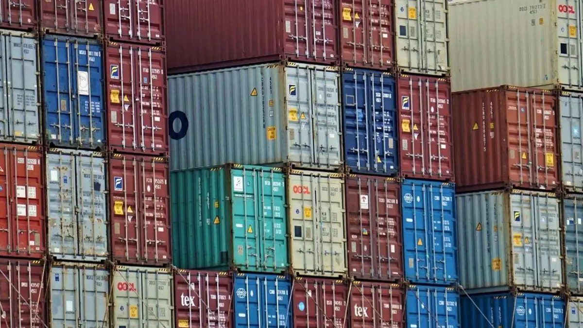 Ekspor Moncer, Neraca Dagang Jabar Surplus USD 8,90 Miliar pada Januari-April 2026